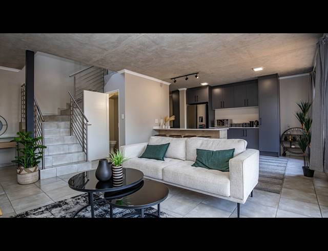 3 BEDROOM APARTMENT FOR SALE IN SINOVILLE
